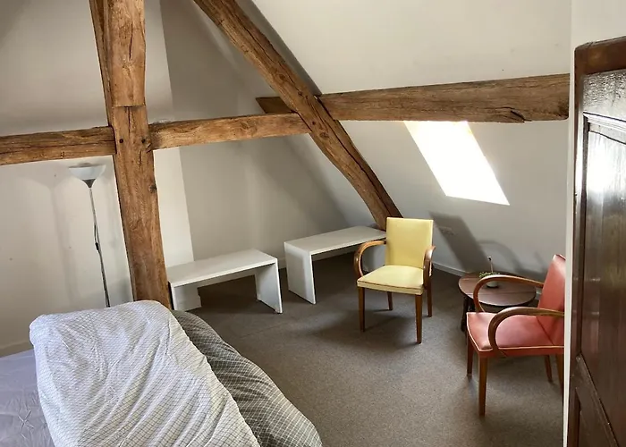 Bed & Breakfast Domaine Le Sciau 3*